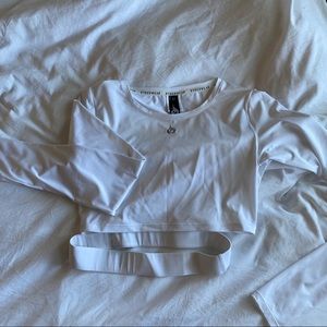 RYDERWEAR CROP TOP MEDIUM